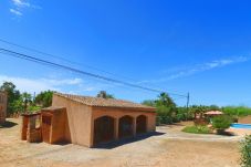 Country house in Es Llombards - Cava - Es Llombards